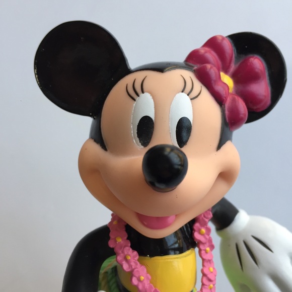 Minnie Mouse Hula Dance Bobble Figure - Picture 6 of 11